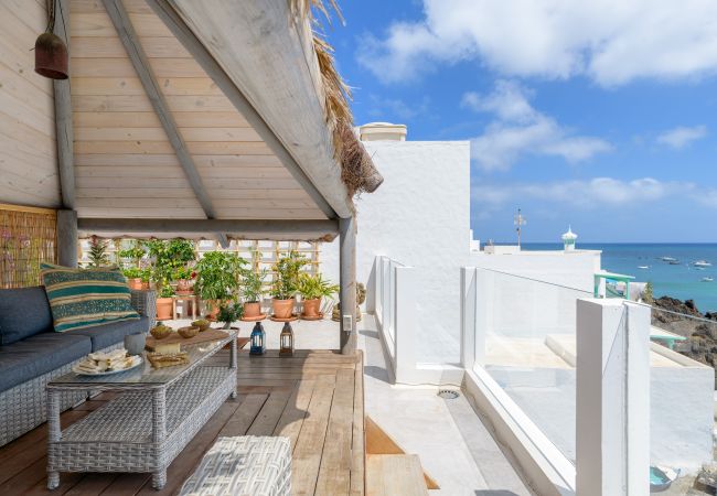 Apartamento en Punta Mujeres - Driftwood, Ocean Views & Natural Pool