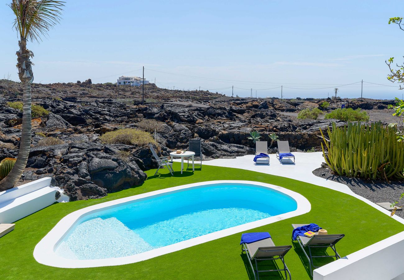 Apartment in Macher - Estudio Tegoyo Apartment in Macher - Estudio Tegoyo