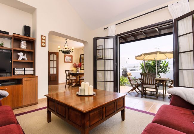 House in Arrecife - Pamipa, relax y confort en Playa La Concha House in Arrecife - Pamipa, relax y confort en Playa La Concha