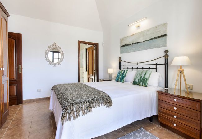 House in Arrecife - Pamipa, relax y confort en Playa La Concha House in Arrecife - Pamipa, relax y confort en Playa La Concha