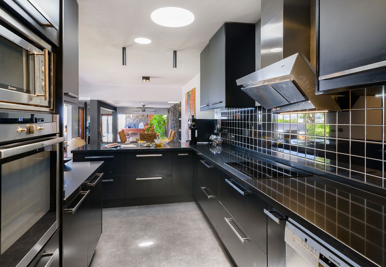 Villa in Playa Blanca - Luxury & Harmony House Villa in Playa Blanca - Luxury & Harmony House