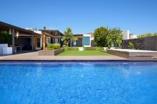 Villa in Playa Blanca - Luxury & Harmony House