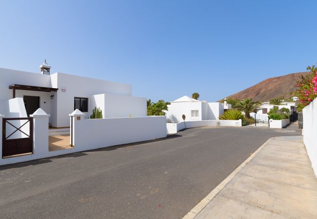 House in Playa Blanca - Vista Lobos, entre volcanes y océano House in Playa Blanca - Vista Lobos, entre volcanes y océano