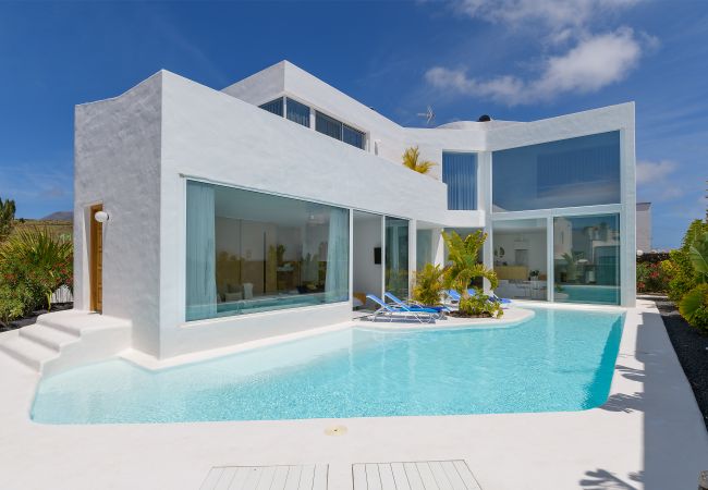 Apartment in Punta Mujeres - AQUABLANCA Suite Chic Deluxe en Punta Mujeres Apartment in Punta Mujeres - AQUABLANCA Suite Chic Deluxe en Punta Mujeres