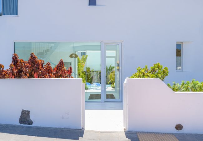 Apartment in Punta Mujeres - AQUABLANCA Suite Pool Deluxe en Punta Mujeres Apartment in Punta Mujeres - AQUABLANCA Suite Pool Deluxe en Punta Mujeres