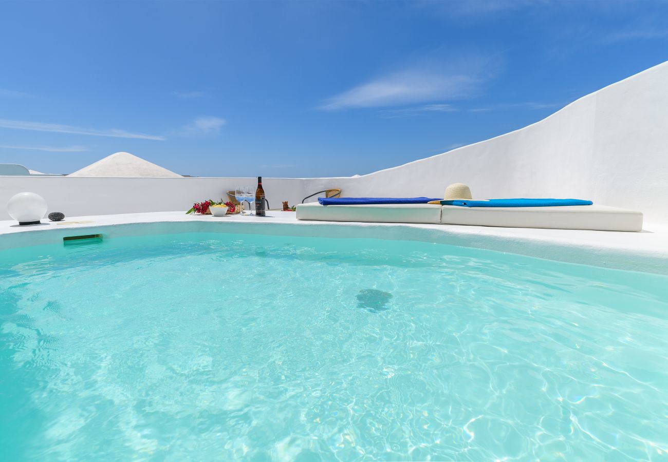 Apartment in Punta Mujeres - AQUABLANCA Suite Pool Deluxe en Punta Mujeres