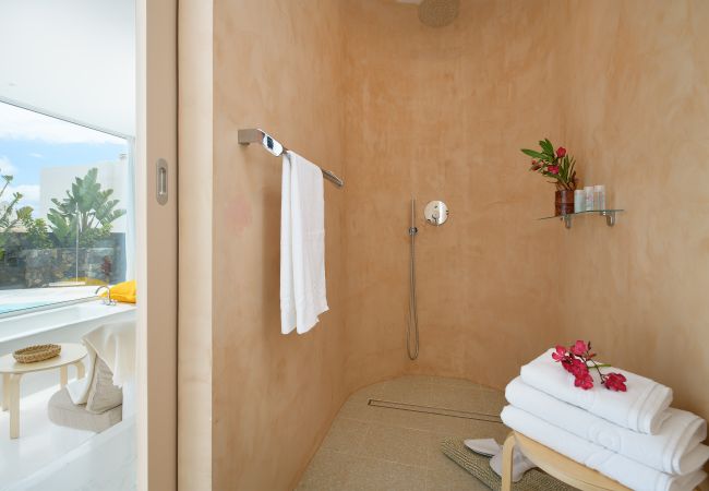 Apartment in Punta Mujeres - AQUABLANCA Suite Love Deluxe en Punta Mujeres Apartment in Punta Mujeres - AQUABLANCA Suite Love Deluxe en Punta Mujeres