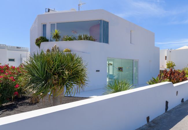 Apartment in Punta Mujeres - AQUABLANCA Suite Love Deluxe en Punta Mujeres Apartment in Punta Mujeres - AQUABLANCA Suite Love Deluxe en Punta Mujeres